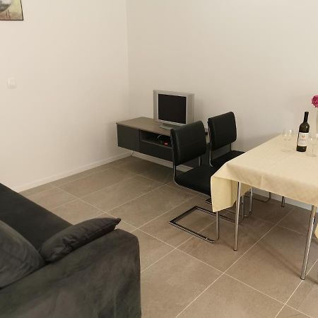 Apartments Darinka Porec Bagian luar foto